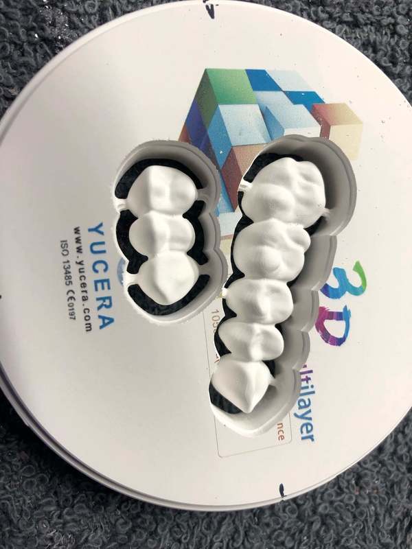 Yucera  3D Pro Multilayer Multilayer Zirconia Block Cad /cam System  Ceramic Block 95mm System  for  Dental Lab