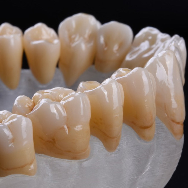 3D Plus Multilayer Dental Zirconia Blocks YUCERA the Best Dental Zirconia Discs Materials for CAD/CAM System Lab