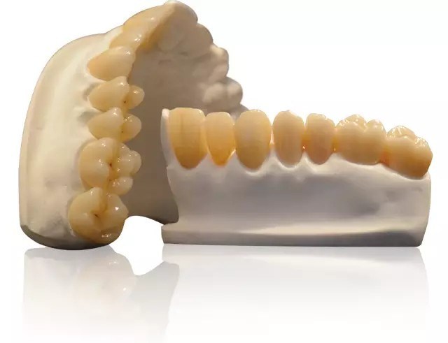 Dental 3D Pro Multilayer Zirconia Block Material Yucera Dental Zirconia Disc for Crown, Bridge, Anterior