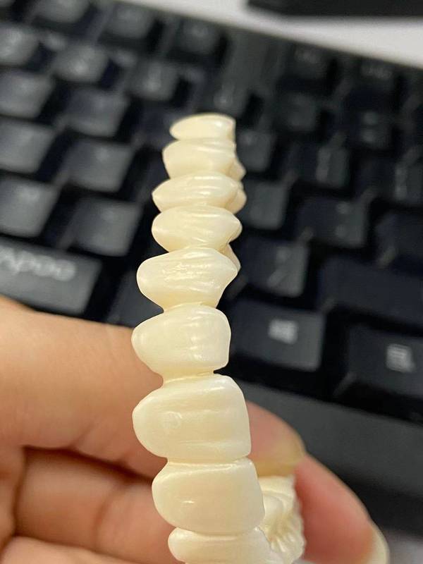 Yucera Price for Promotion Dentist Denture Zirconia Disc Zirconia HT White Dental Zircon Blocks