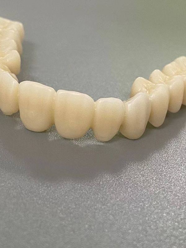 Yucera CE Approved Dental Materials ST White Zirconia Ceramic Block Zirconio Dental Zirconias Blocked