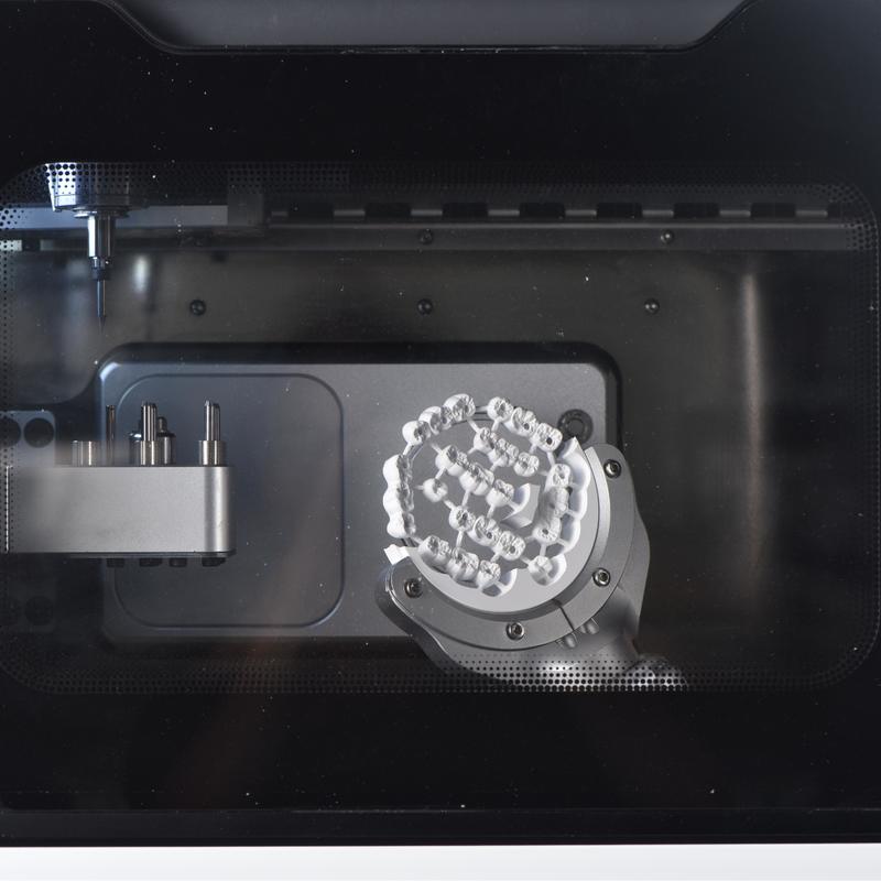 2025 New Mode PMMA Composite Zirconia Dry Cut 5 Axis  Dentist Cad Cam Milling Machine for Dental Lab