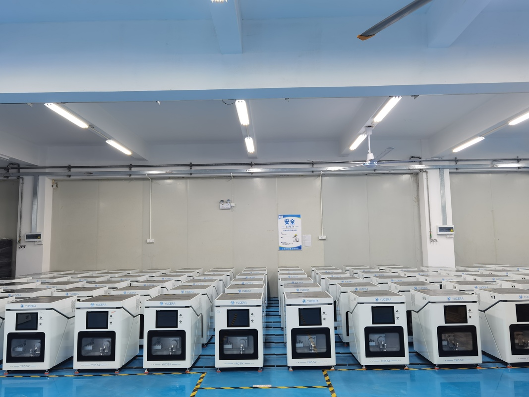 Yucera Tezgah Üstü Diş CNC Freze Makinesi CAD CAM 5 Eksenli Zirkonya Metal Freze Laboratuvar Aletleri Çin OEM