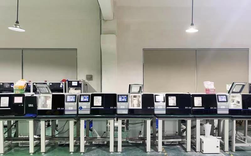 Yucera 5 Eksen Cad Cam Diş Freze Makinesi Laboratuvar için CNC Fresadora Cadcam Dental