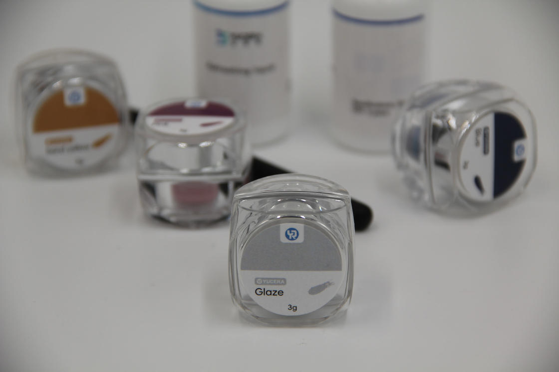 Yucera Diş Laboratuvarı Temel Malzemeleri 18 Renkli Seramik Zirkonya Boyama ve Sırlama Kiti Özelleştirilmiş Dişler İçin